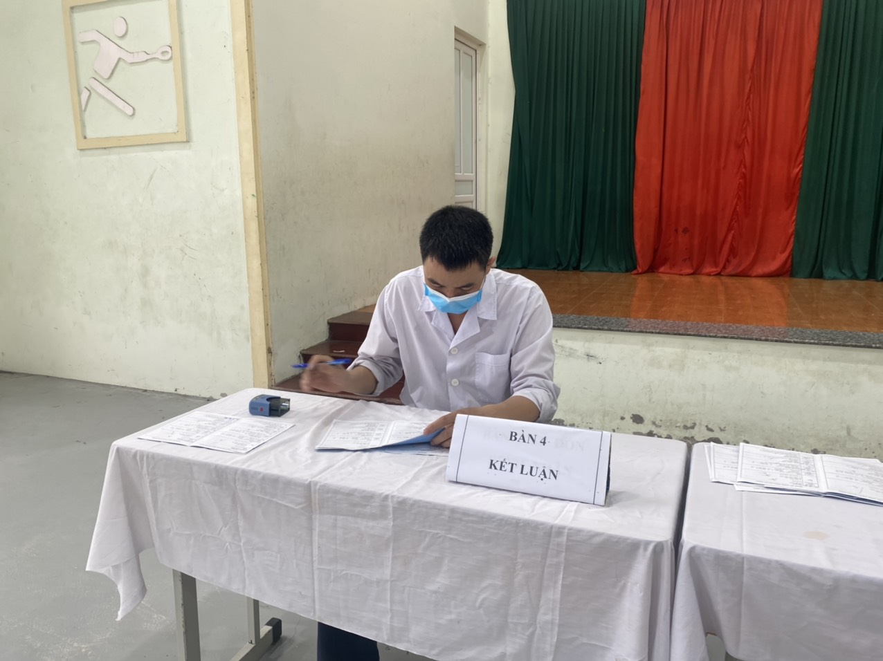 Khám sức khỏe định kỳ cho học sinh